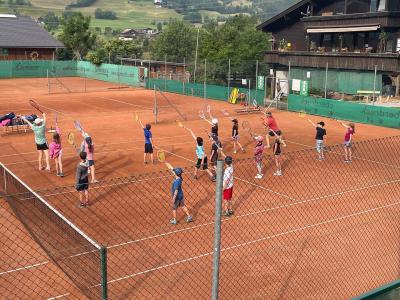 Volksschul-Tenniskurs